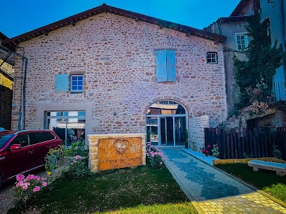 La Grange Des Frangines, Gîte à Saint-Amour