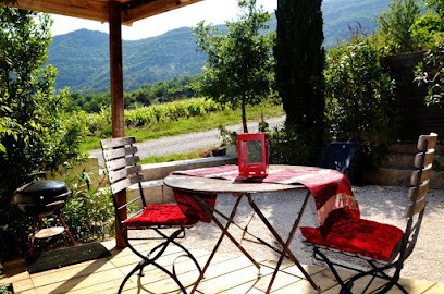 Gîte Ayards en Drôme Provençale, Gîte à Roche-Saint-Secret-Béconne