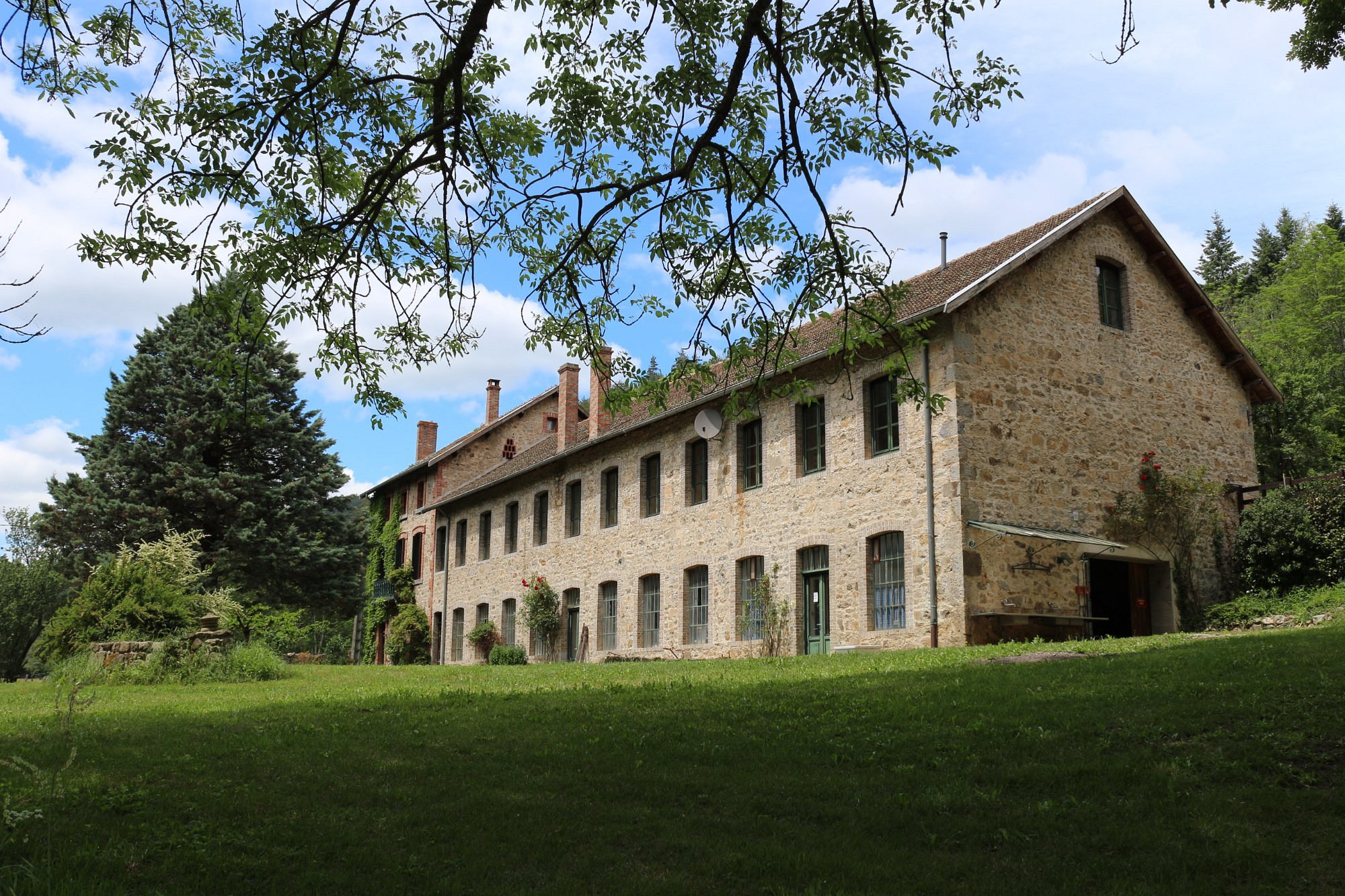 Domaine De Clarat, Gîte à Lafarre