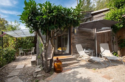 Gîte De La Maison De La Source, Gîte à Châteaufort