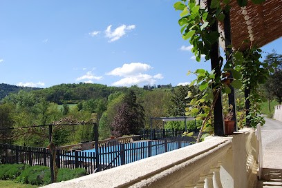 Domaine Du Lézard Vert, Gîte à Étables