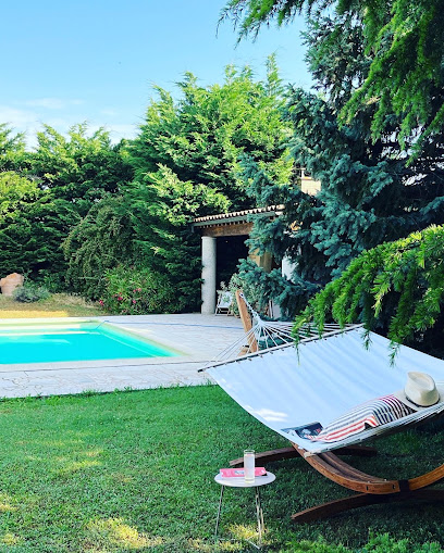 Le Hameau Du Buron, Gîte à Eyzin-Pinet