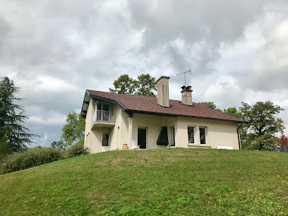 Villa Eléno - Gîte, Gîte à Meussia