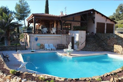 Gite Caron: Location Gite / Villa à Carnoules Avec Piscine, Gîte à Carnoules