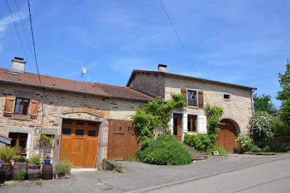 Holiday Vosges Nature, Gîte à Tignécourt