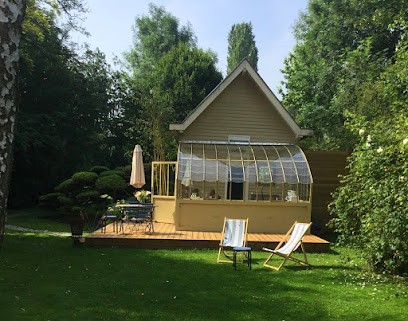 Au Delà Des Saules : Maison D'Hôtes/Gîtes Dans Les Hortillonnages à Amiens, Gîte à Rivery