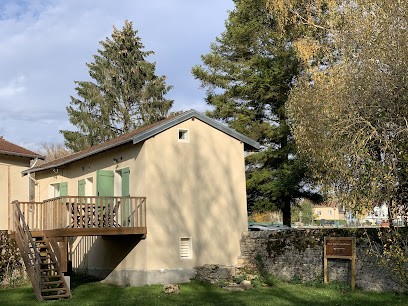 Location du Grand pré, Gîte à Frizon