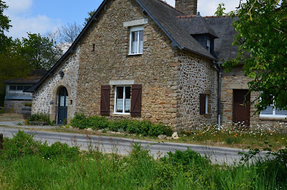 La Hutte - Gîtes De France, Gîte au Pertre