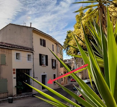 A l'Ombre de la Dame, Gîte à Cucuron