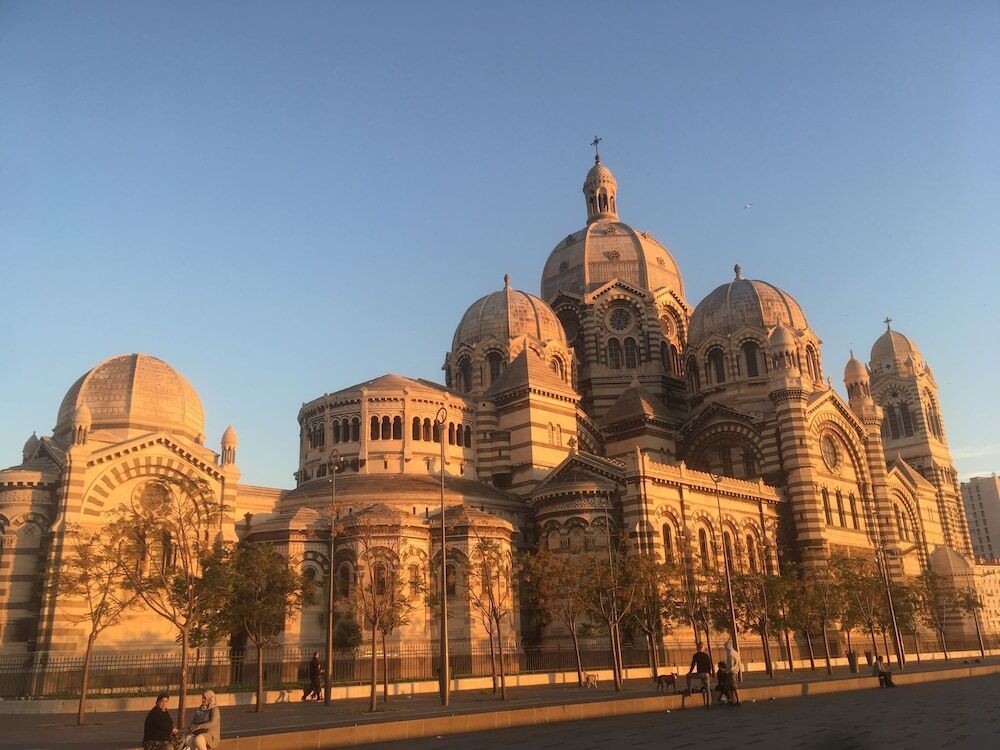 Gîte Des 13 Cantons, Gîte à Marseille 02