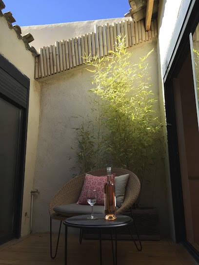 L'Ajoucadou, Gîte à Lourmarin