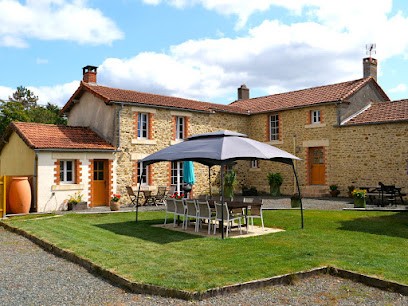 Gites Les Chaffauds, Gîte à Sainte-Cécile