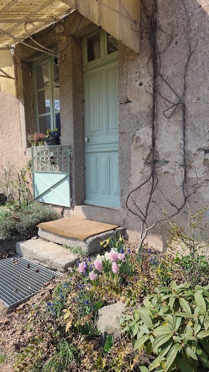 Gîte Les Mésanges, Gîte à Ménessaire