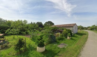 Le Présbytère Lomagnol, Gîte à Auterive