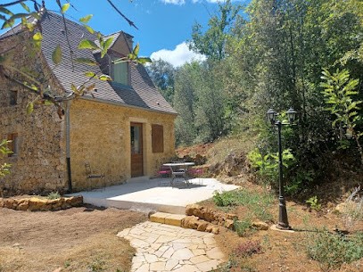 L'écrin de Léonie et Lucien, Gîte à Payrignac