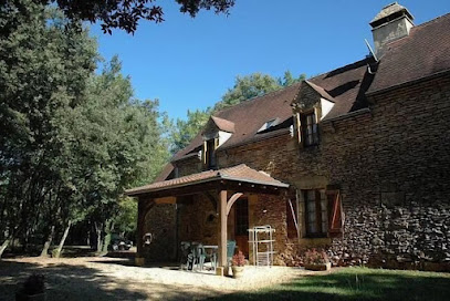 Gîte Dordogne : Gîtes En Campagne Avec Piscine, Gîte Grande Capacité, Proche Sarlat En Dordogne, Périgord Noir Gîte à Prats-de-Carlux
