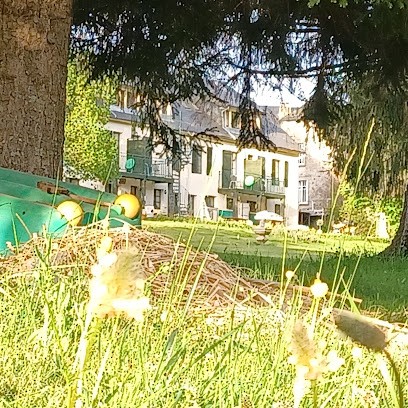 Gites Sur L'étang, Gîte à Gimel-les-Cascades