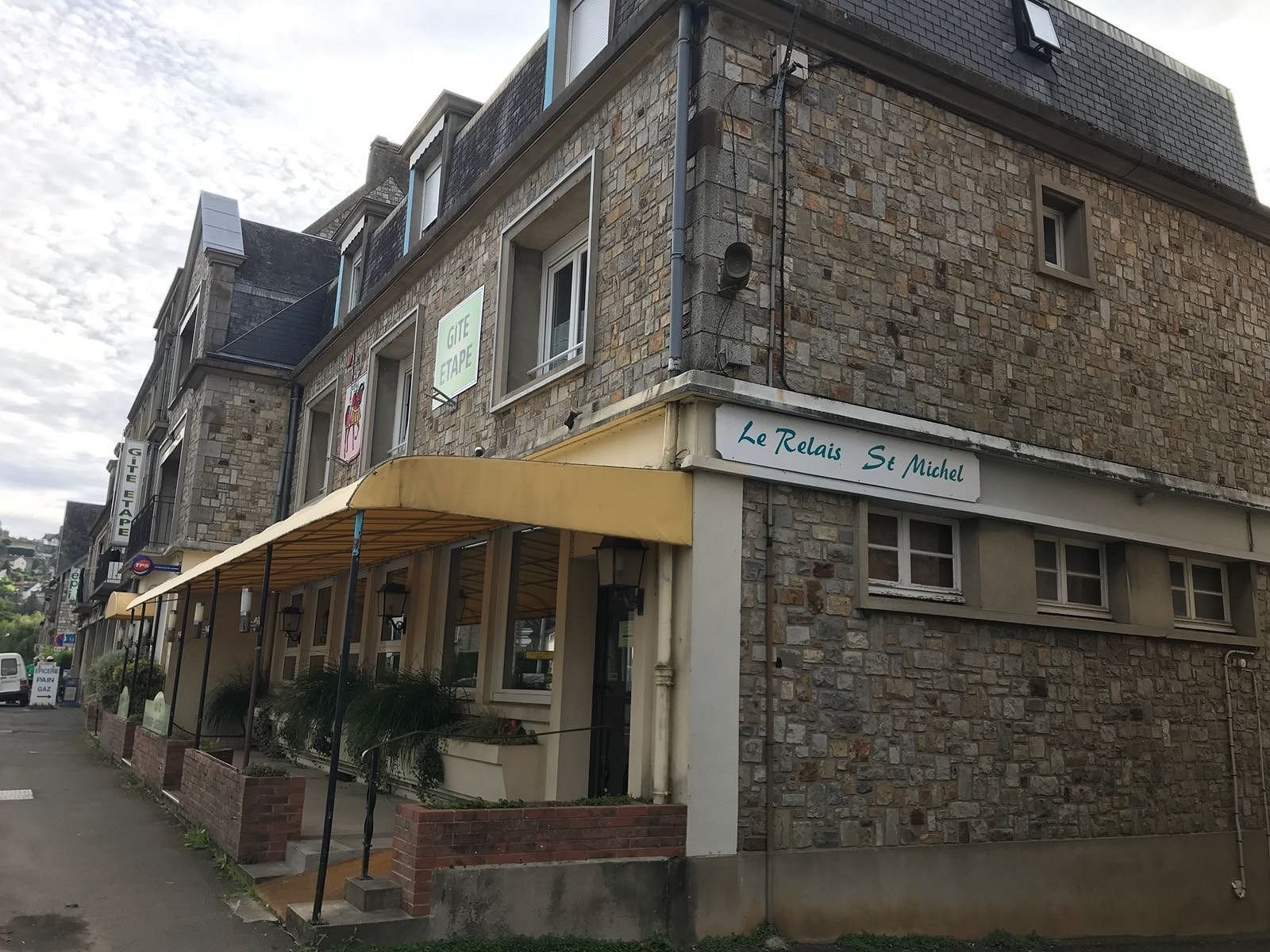 Le Relais Saint-Michel, Gîte à Domfront en Poiraie