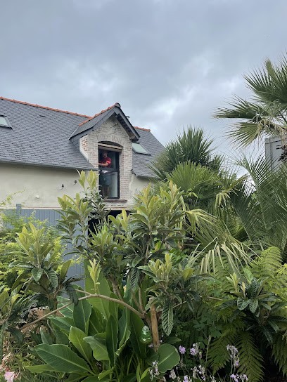 La petite maison dans la jungle, Gîte à Chartres-de-Bretagne