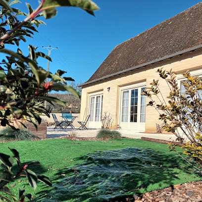 Gîte Dordogne, La Maison Du Lac Lanquais, Gîte à Lanquais