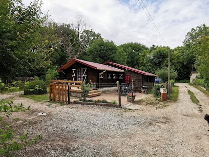 Gîte à l'Orée de la Forêt, Gîte à Ingrannes