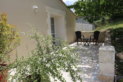 Les Deux Aigles, Gîte à Châteauneuf-sur-Charente