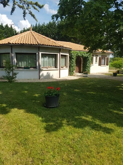 Gîte Du Chêne Papinot | Deux-Sèvres, Gîte à Villiers-en-Bois