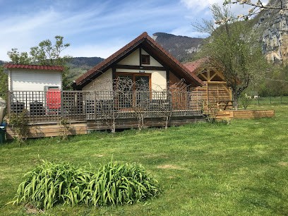 Chalet Marmotte et gîte La maison de Dina, gîtes bien-être en Chartreuse, Gîte à Saint-Christophe
