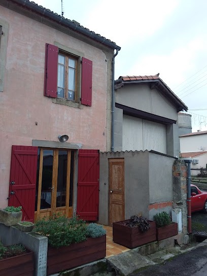 Gîte Meublé 4 Personnes, Gîte à Routier