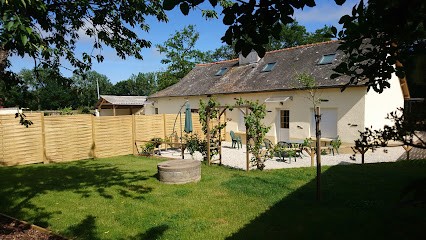 Gites Au Fil des Saisons, Gîte à Bréal-sous-Montfort
