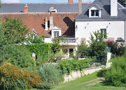 Gîtes De Charme Courjumelle, Gîte à Selles-sur-Cher