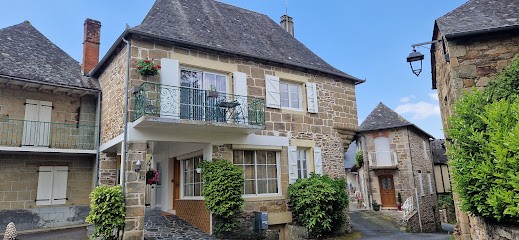 Les Pénates Corréziennes, Gîte à Dampniat