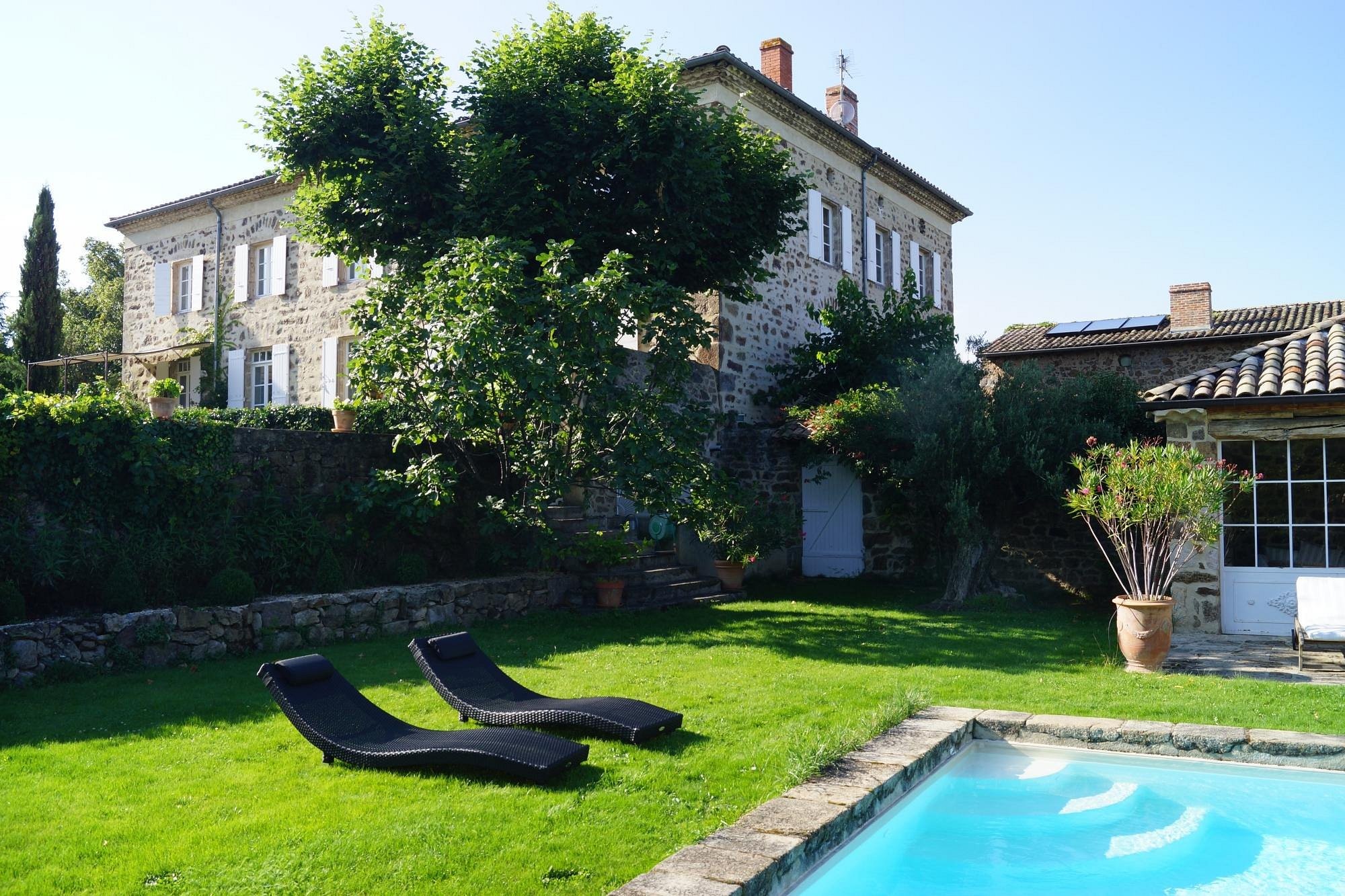 Le Clos De Lapras, Gîte à Roiffieux