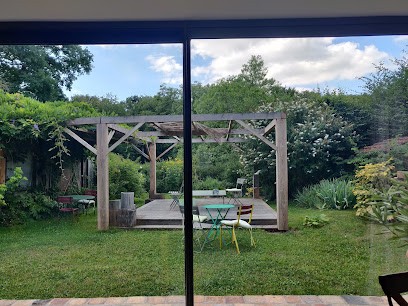 La Maison Rose, Gîte à Henrichemont