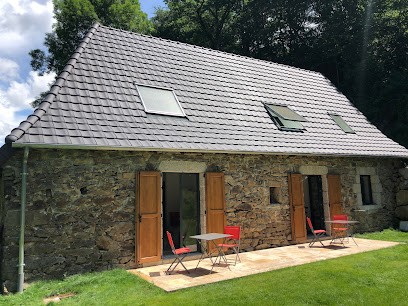 Gîte Grange Gaïa sur Rivière, Gîte à Taussac