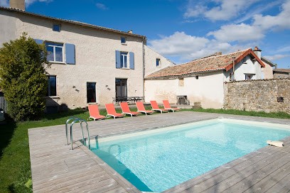 Clos De Mélior Gîte De France 4 Epis, Gîte à Lusignan