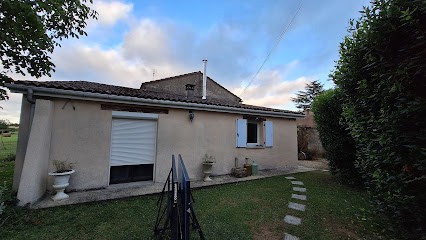 Gîte Laulerie St Méard de Gurçon, Gîte à Saint-Méard-de-Gurçon
