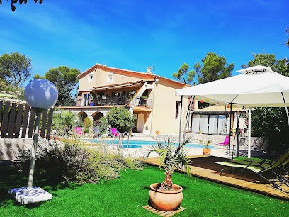 Gîtes grande capacité Nîmes, Gîte à Nîmes