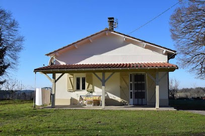 GÎTE CUARTIELLES - MONTREM - PERIGORD, Gîte à Montrem