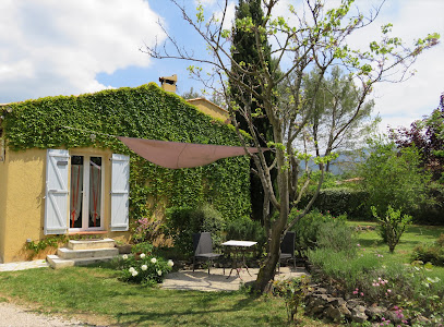 Gîte Thym Lavande Et Romarin, Gîte à Nans-les-Pins