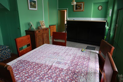 Gîte Chez Claudette : Gîte rural dans l'Ain, pour 4 pers au calme, proche Via Rhôna, idéal randonnées, Auvergne-Rhône-Alpes, Gîte à Briord