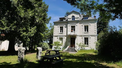 The Center Elsewhere, Gîte à Saint-Jean-des-Ollières