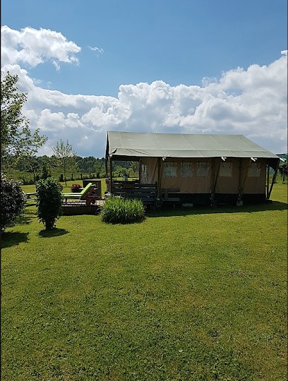 Lodge gorges de la Dordogne, Gîte à Saint-Martin-la-Méanne