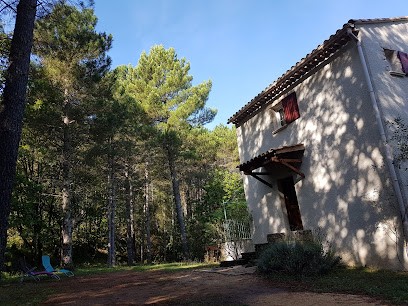 The Avenue Of Oaks, Gîte à Molières-sur-Cèze