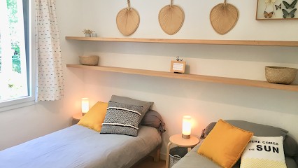 naluhousehossegor, Gîte à Angresse