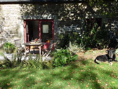 Gîte De KERFOREST, Gîte à Saint-Caradec-Trégomel