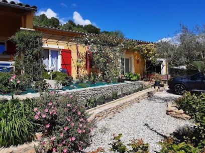 Gîte Les Lauriers Rouges 3 etoiles, Gîte à Entrechaux