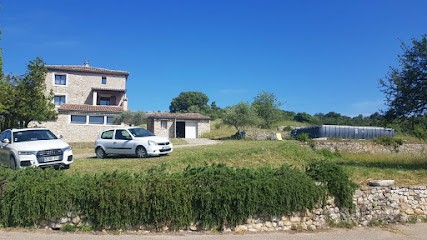 Le Mas De La Villarde, Gîte à Saint-Ambroix