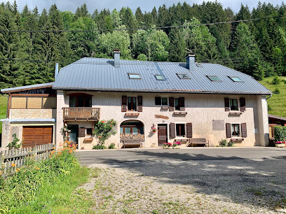 Gîte Sous-Les-Loges, Gîte à Lélex