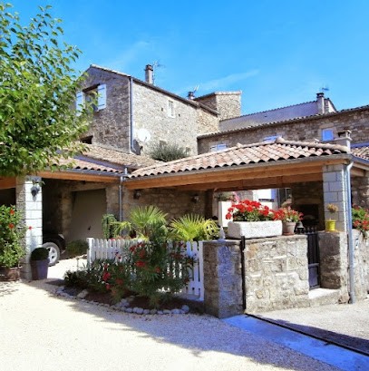 Domaine de L'Amourié, Gîte à Saint-Étienne-de-Fontbellon